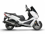 赛艇Xciting 250i